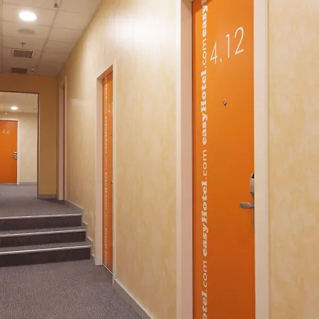 Easyhotel Oktogon Ξενοδοχείο 3*