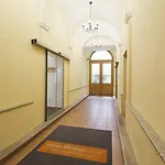 Easyhotel Oktogon Hotel