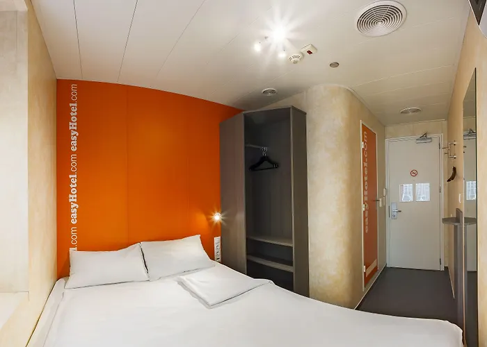 Easyhotel Oktogon Hotel