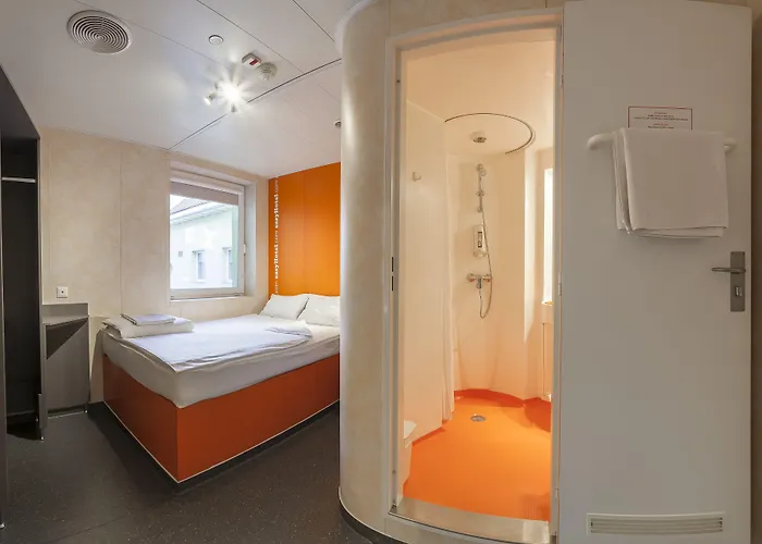 Easyhotel Oktogon 3* Budapest