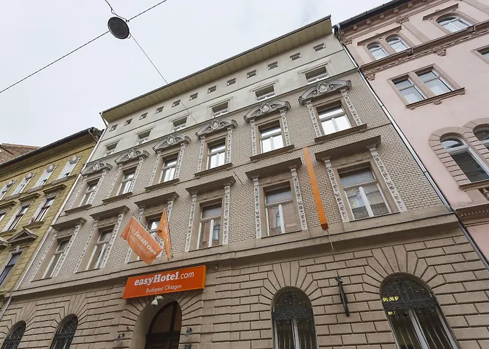 Easyhotel Oktogon Hotel