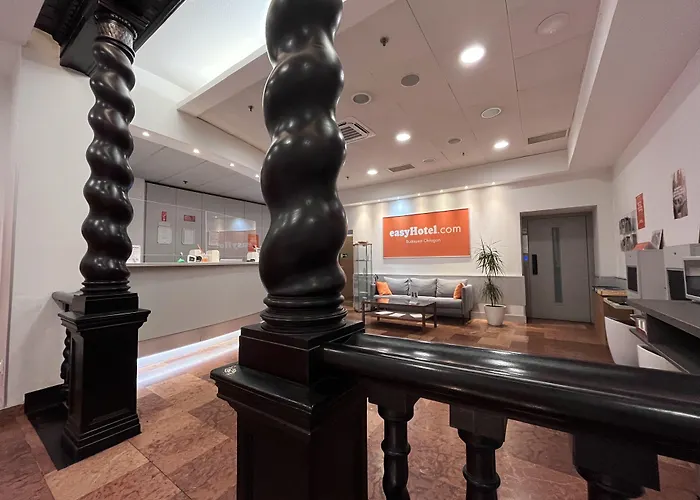 Easyhotel Oktogon 3*