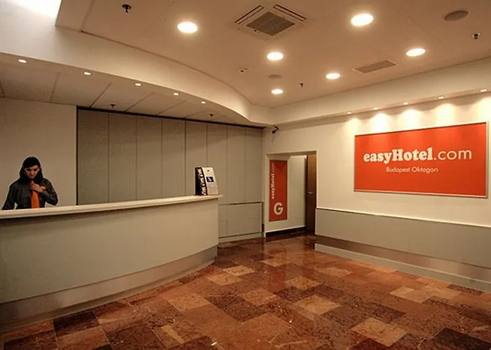 Easyhotel Oktogon 3* Budapest