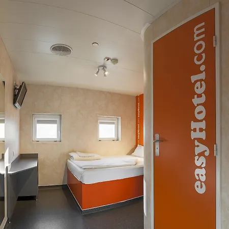Szálloda Easyhotel Oktogon Budapest