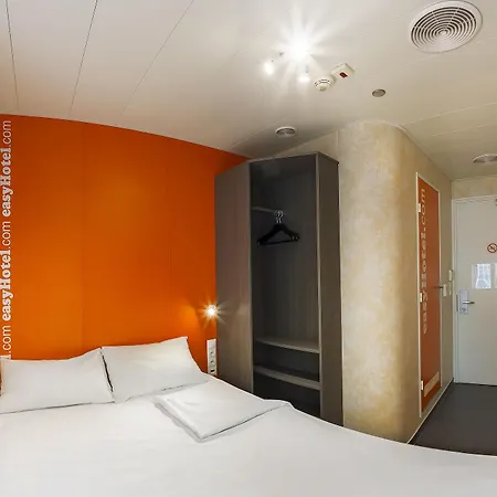 Szálloda Easyhotel Oktogon 3*
