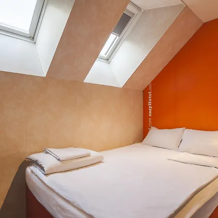 Szálloda Easyhotel Oktogon