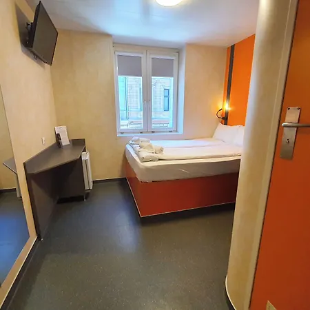 Hotel Tl