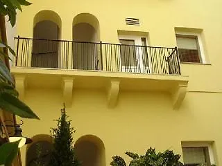 Easyhotel Oktogon Szálloda 3*