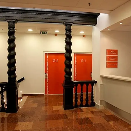 Szálloda Easyhotel Oktogon