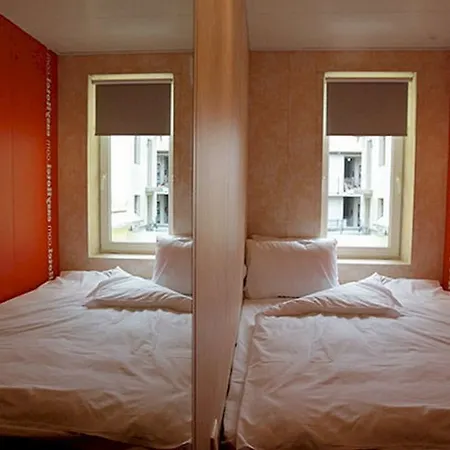 Easyhotel Oktogon Szálloda 3*
