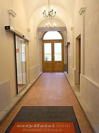 Tl Hotel