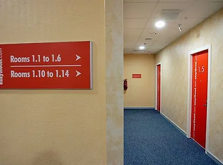 Szálloda Easyhotel Oktogon
