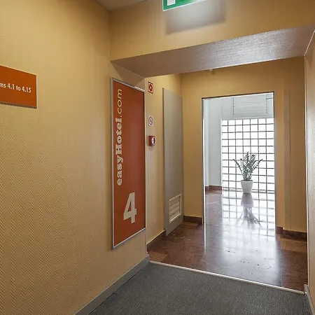 Szálloda Easyhotel Oktogon 3*