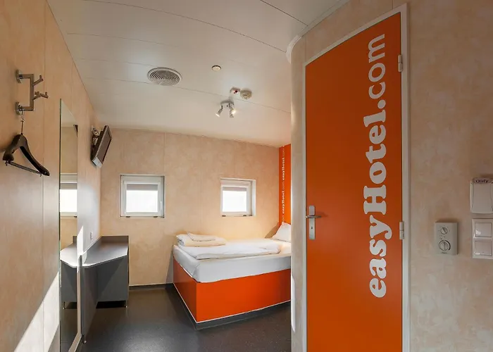 Szálloda Easyhotel Oktogon Budapest