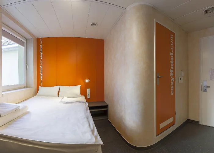 Hotel Easyhotel Oktogon 3*