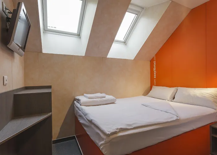 Easyhotel Oktogon Budapeste