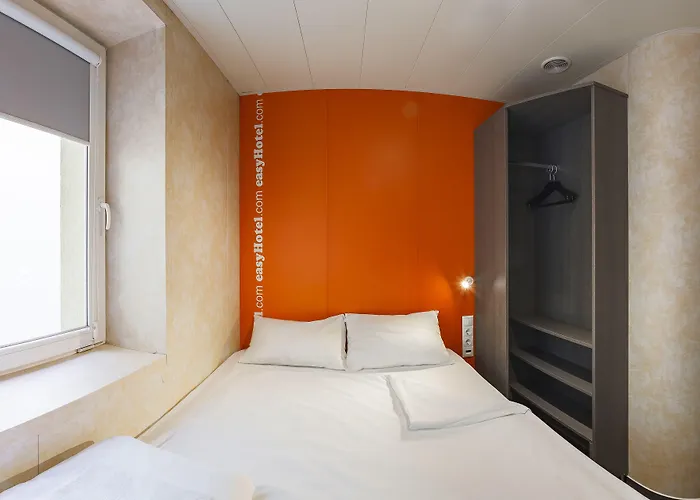 Hotel Easyhotel Oktogon 3*