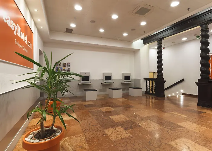Easyhotel Oktogon 3* Будапешт