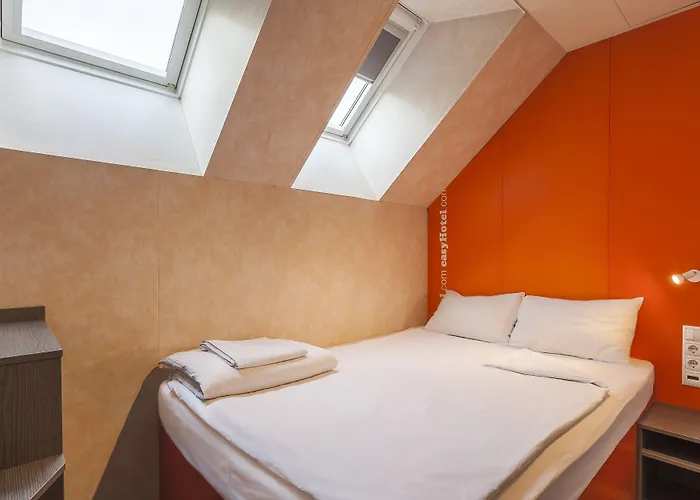 Easyhotel Oktogon Будапешт