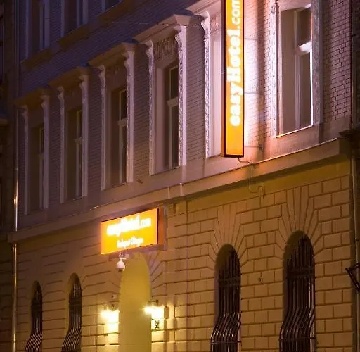 Отель Easyhotel Oktogon