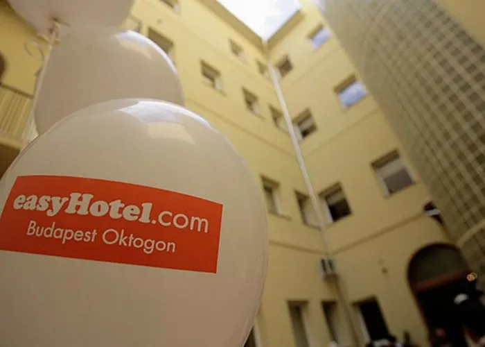 Easyhotel Oktogon Отель 3*