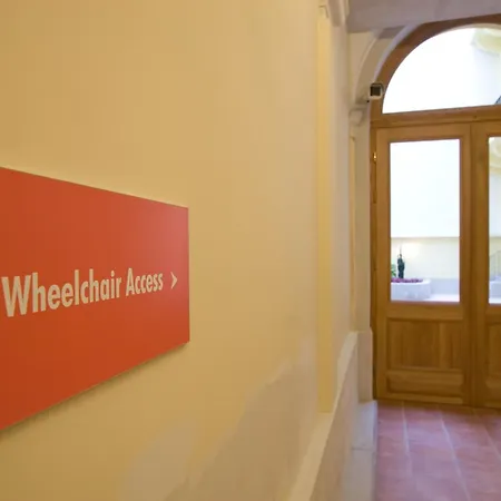 Hotel Easyhotel Oktogon 3*