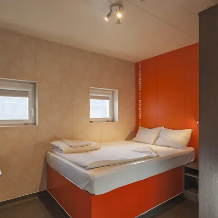 Easyhotel Oktogon Budapest